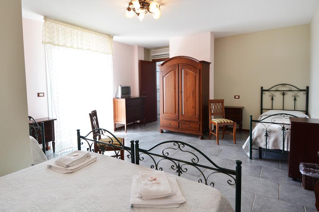 B&B La Castellana Marina di Ragusa Exterior photo