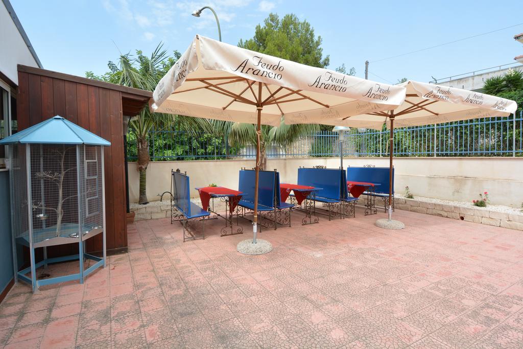 B&B La Castellana Marina di Ragusa Exterior photo